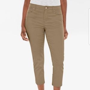 Chico's Crop pants NWT